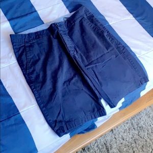 old navy : royal blue cargo shorts!!